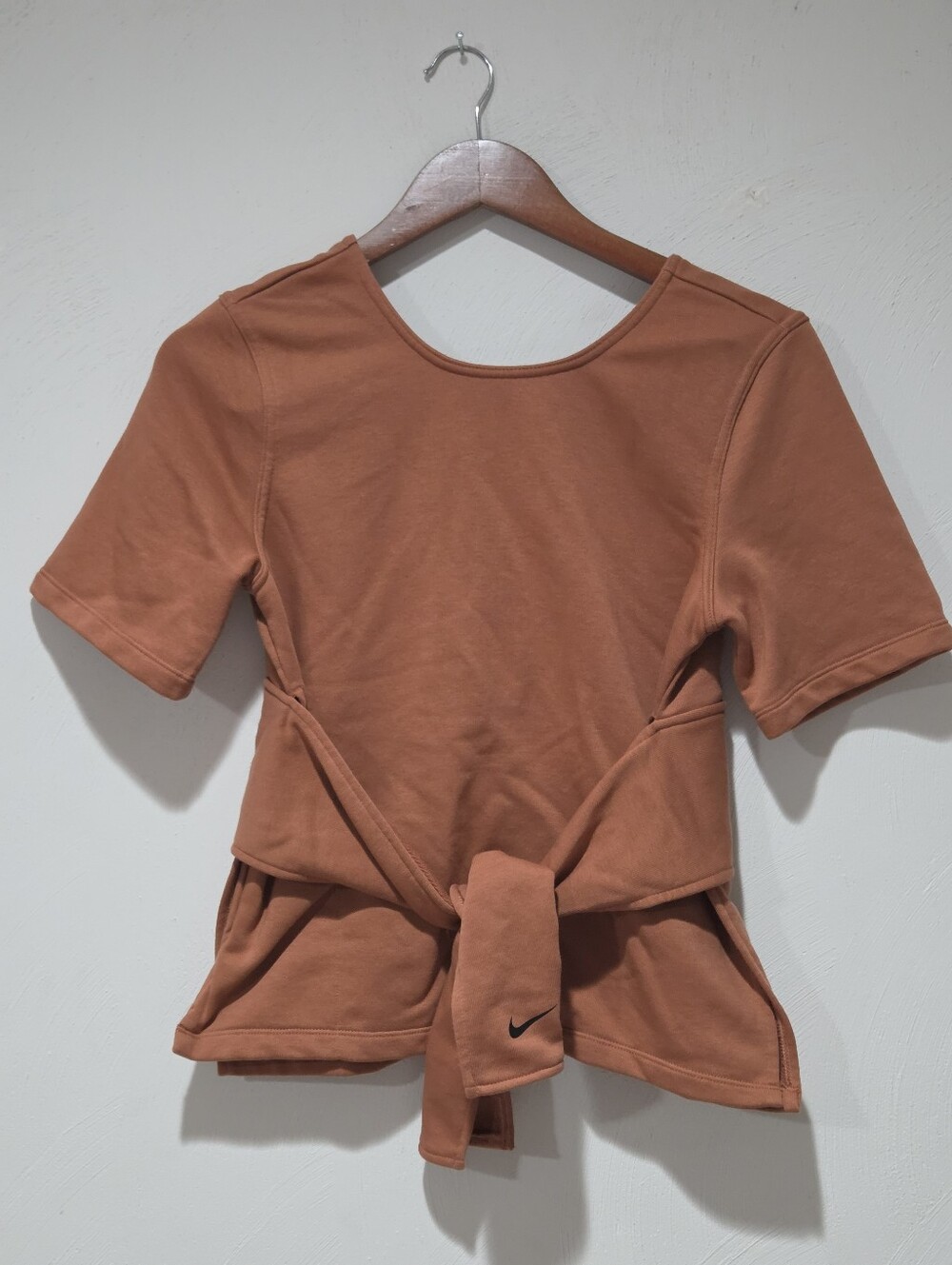 Nike Dri Fit Yoga Studio Terracota Wrap Top Size Small